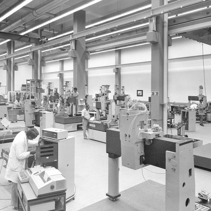 "Fine Measurement Department" đã được đổi tên thành "Industrial Metrology (IMT)".