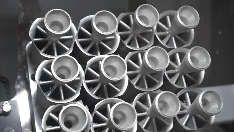 Vòi phun nhiên liệu – làm từ INCONEL 625 – là một bộ phận của tuabin khí công nghiệp Siemens Energy.