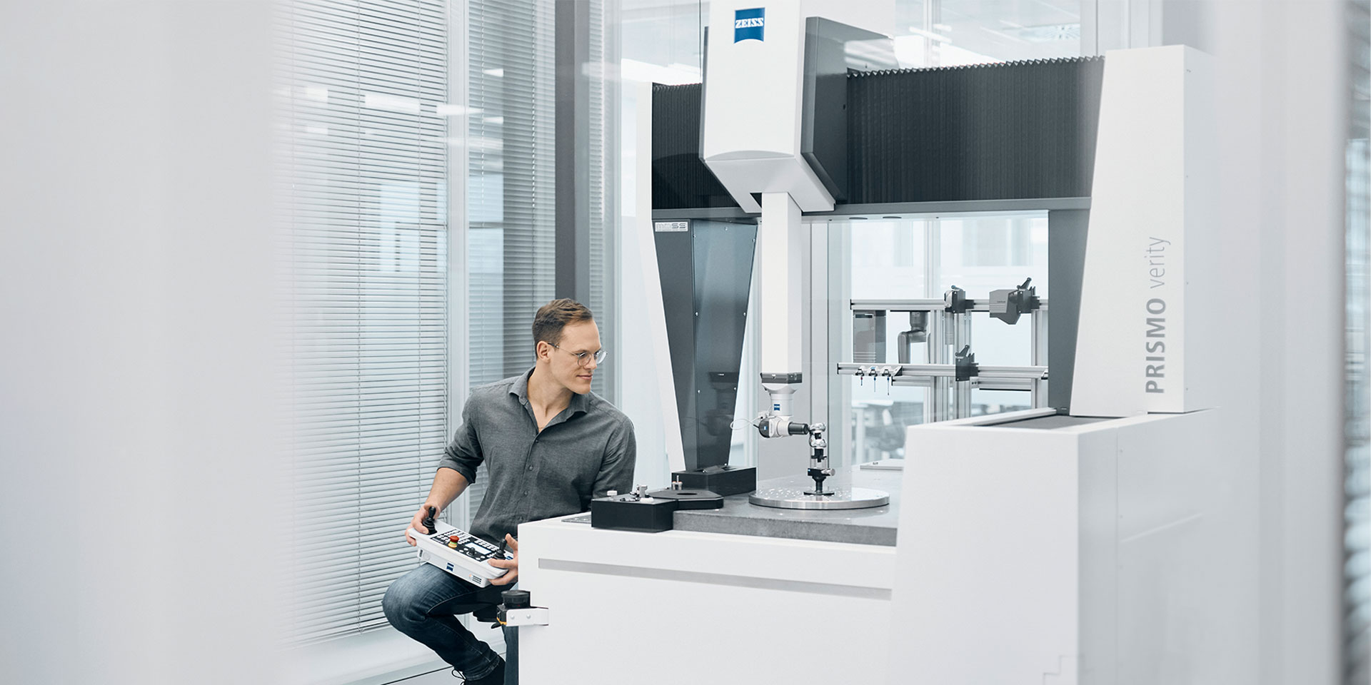 Một kỷ nguyên mới bắt đầu với ZEISS PRISMO verity