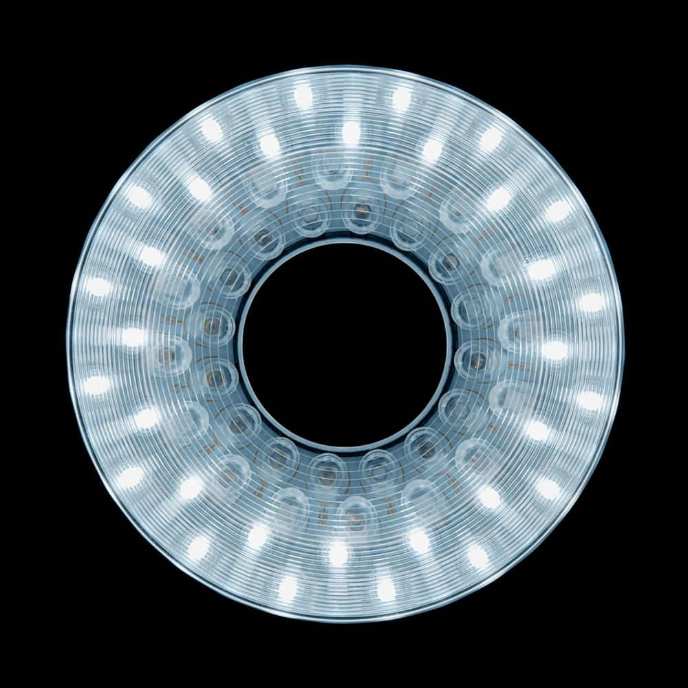 Đèn LED bên ngoài