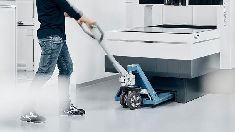 Mặt trước có thể tháo rời