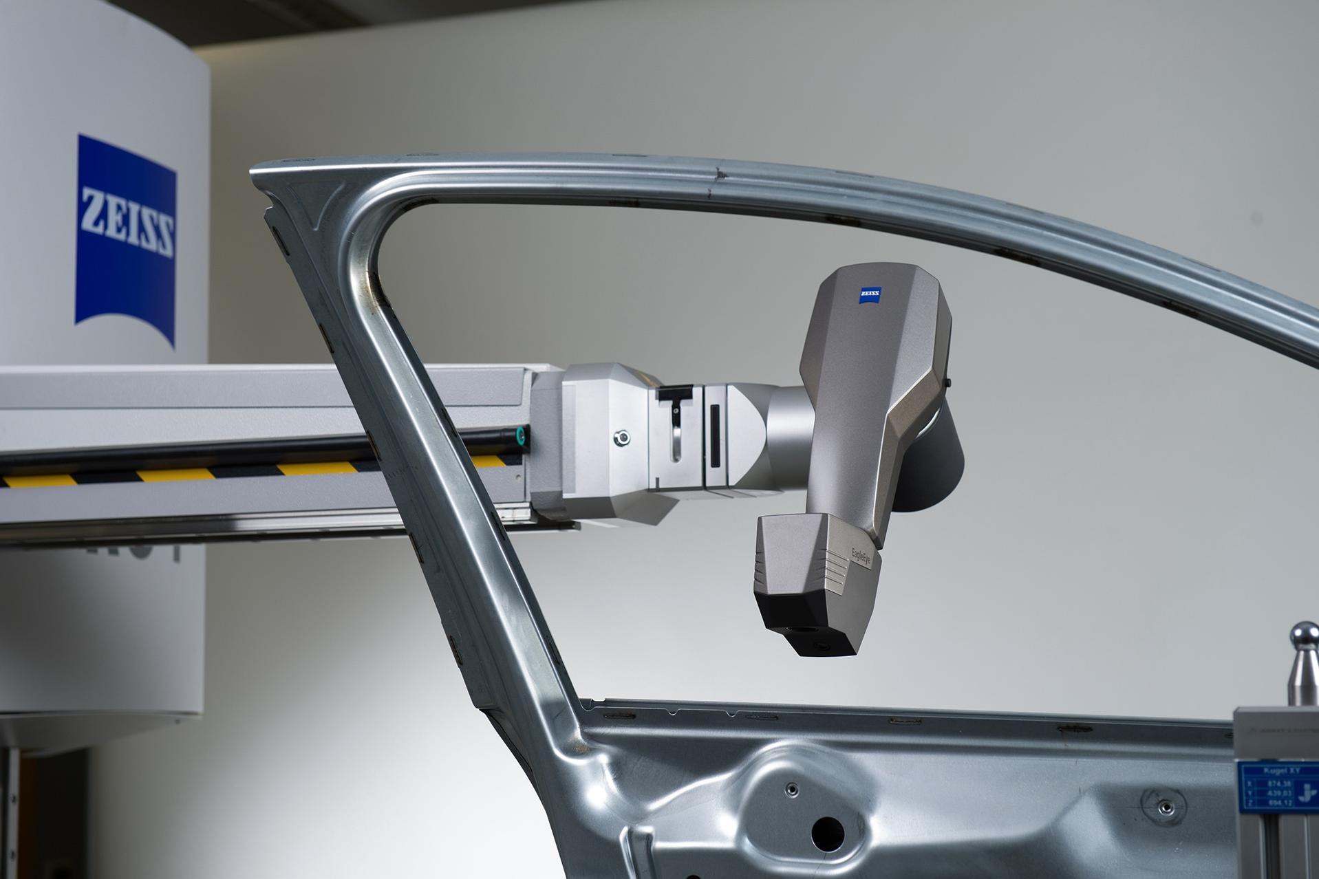  ZEISS EagleEye navigator trong quá trình đo